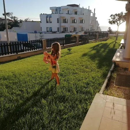 Lilly Beach House - Apartamento